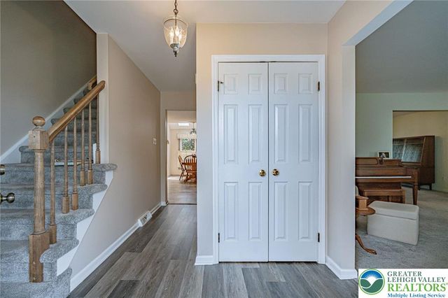 3251 Sequoia Drive, Lower Macungie Twp, PA 18062