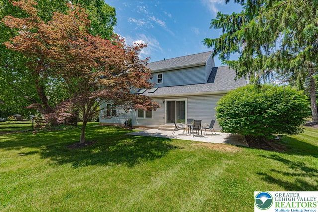 3251 Sequoia Drive, Lower Macungie Twp, PA 18062