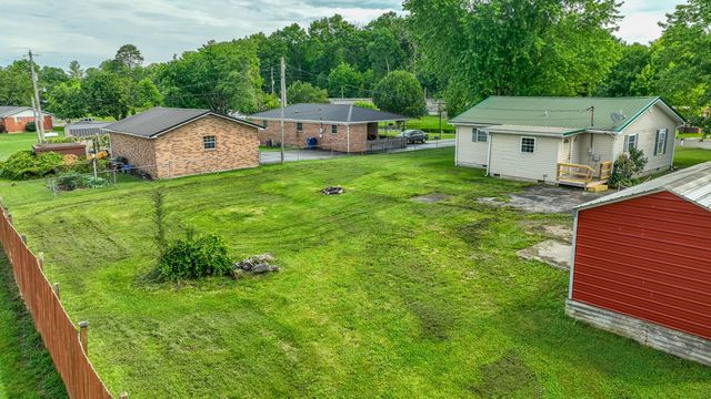 313 W Highway 1376, East Bernstadt, KY 40729