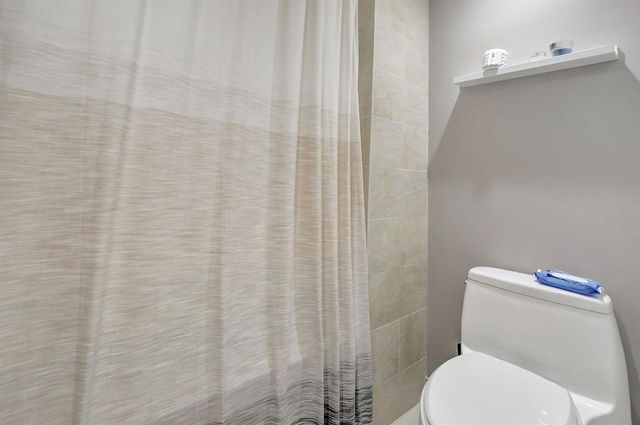 141 SW 96th Terrace 302, Plantation, FL 33324