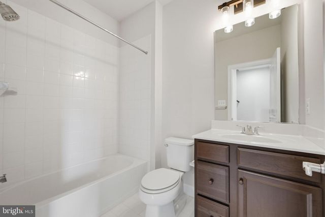 211 PHOENIX DR, Upper Marlboro, MD 20774