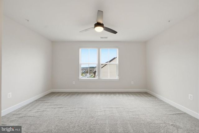 211 PHOENIX DR, Upper Marlboro, MD 20774