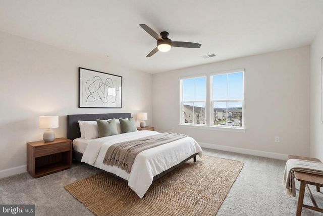 211 PHOENIX DR, Upper Marlboro, MD 20774