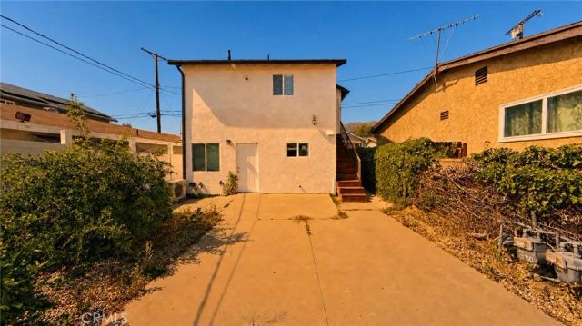 6850 Quinton Lane, Tujunga, CA 91042