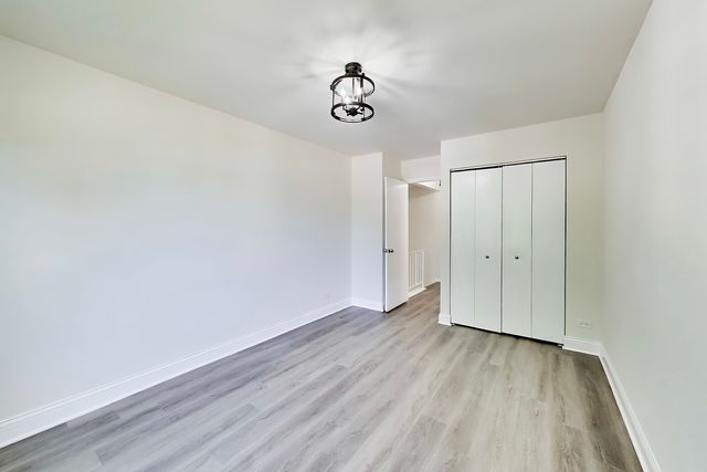 509 East Avenue, Streamwood, IL 60107