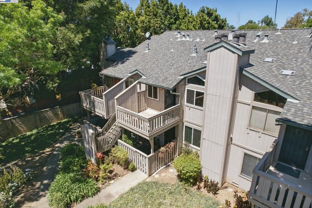 1246 Coyote Creek Pl, San Jose, CA 95116
