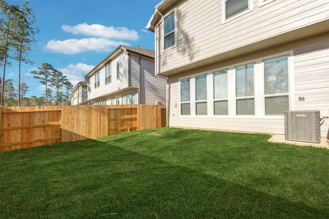 590 Dry Fork Lane, Conroe, TX 77304