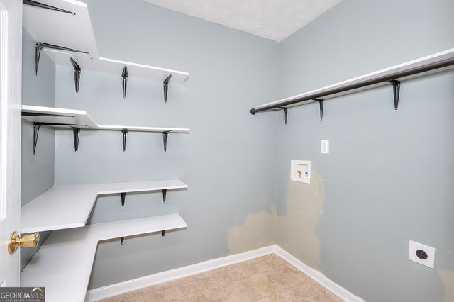 908 Fawnfield Drive, Monroe, GA 30656