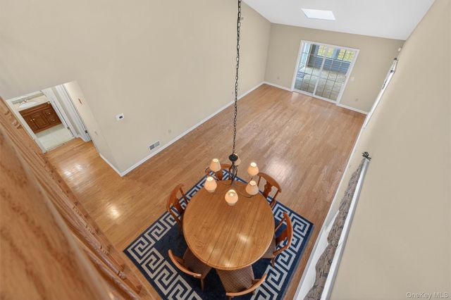 27 Tall Tree Lane, Poughkeepsie, NY 12601