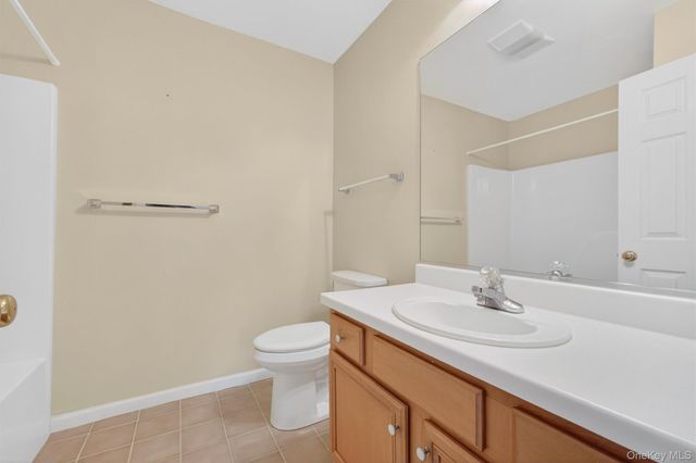 27 Tall Tree Lane, Poughkeepsie, NY 12601