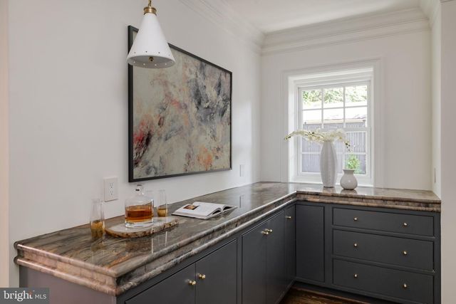 2825 MCGILL TER NW, Washington, DC 20008