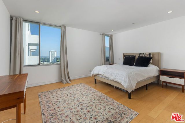 2170 Century Parkway 2003, Los Angeles, CA 90067