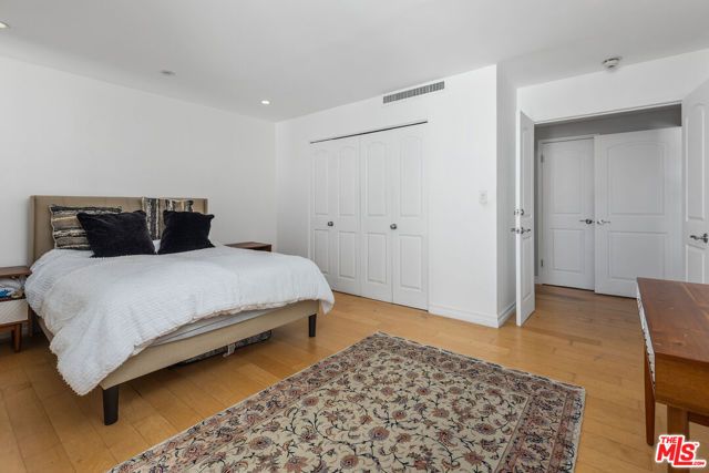 2170 Century Parkway 2003, Los Angeles, CA 90067