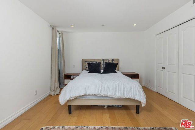 2170 Century Parkway 2003, Los Angeles, CA 90067