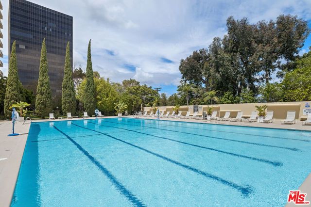2170 Century Parkway 2003, Los Angeles, CA 90067