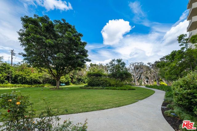 2170 Century Parkway 2003, Los Angeles, CA 90067