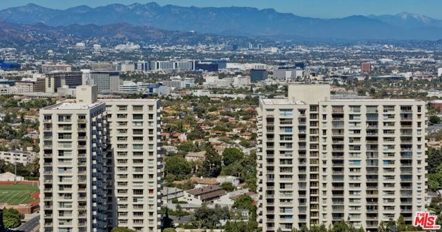 2170 Century Parkway 2003, Los Angeles, CA 90067