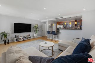 2170 Century Parkway 2003, Los Angeles, CA 90067