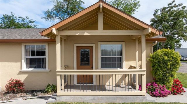 607 E Keyes Rd, Ceres, CA 95307