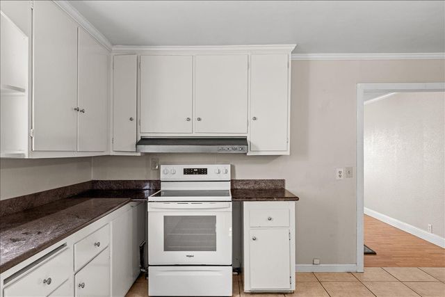 607 E Keyes Rd, Ceres, CA 95307