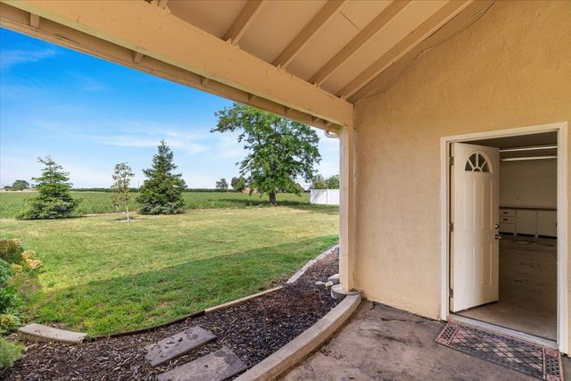 607 E Keyes Rd, Ceres, CA 95307