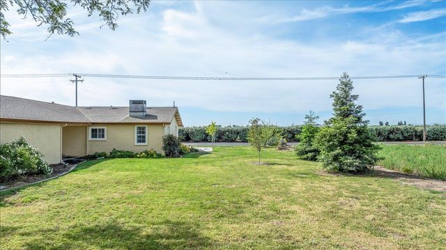 607 E Keyes Rd, Ceres, CA 95307