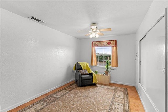 607 E Keyes Rd, Ceres, CA 95307