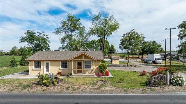 607 E Keyes Rd, Ceres, CA 95307