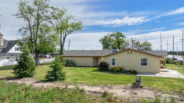 607 E Keyes Rd, Ceres, CA 95307