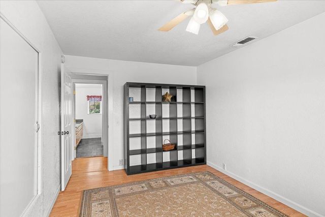 607 E Keyes Rd, Ceres, CA 95307