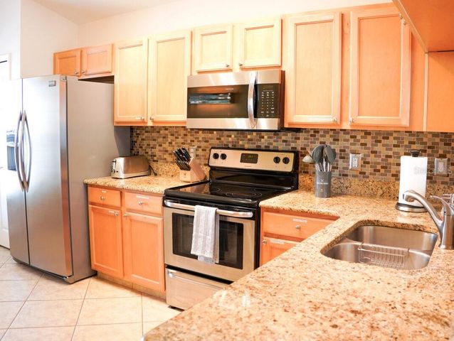 125 DORNOCH STREET, Davenport, FL 33897