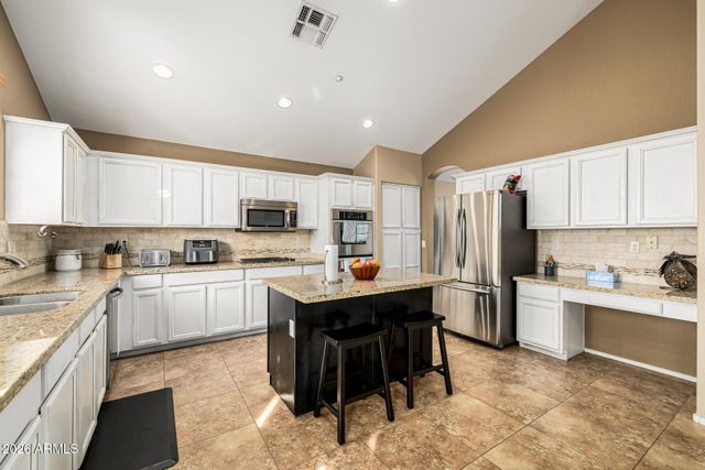 6753 W EL CORTEZ Place, Peoria, AZ 85383