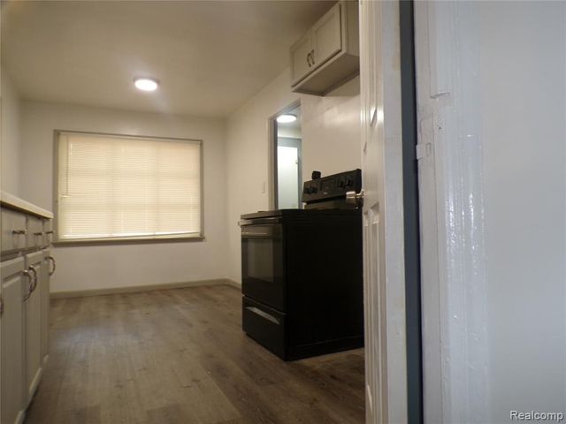 19467 Greydale Avenue, Detroit, MI 48219