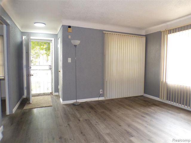 19467 Greydale Avenue, Detroit, MI 48219