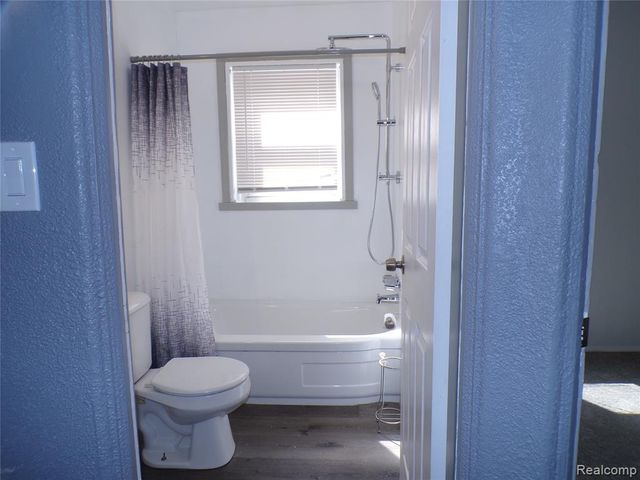 19467 Greydale Avenue, Detroit, MI 48219