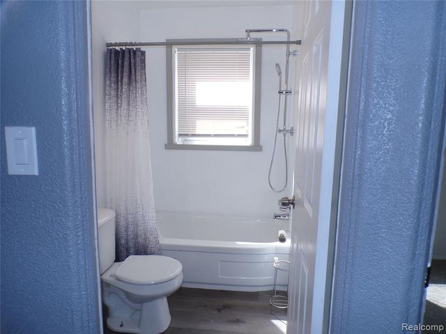 19467 Greydale Avenue, Detroit, MI 48219