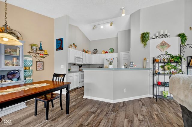 788 Weeping Way Lane, Avon, IN 46123