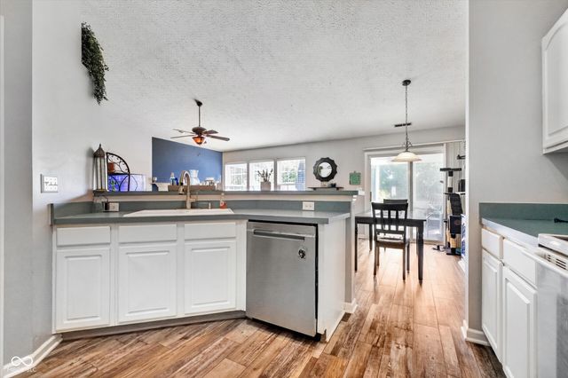 788 Weeping Way Lane, Avon, IN 46123