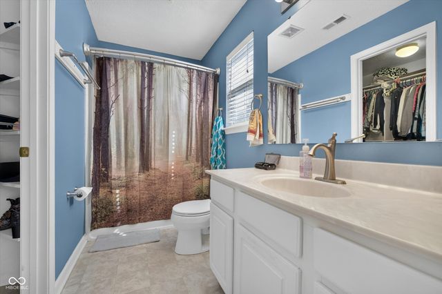 788 Weeping Way Lane, Avon, IN 46123
