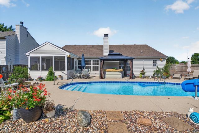 788 Weeping Way Lane, Avon, IN 46123