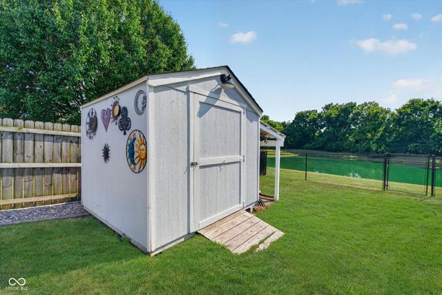 788 Weeping Way Lane, Avon, IN 46123
