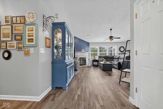 788 Weeping Way Lane, Avon, IN 46123
