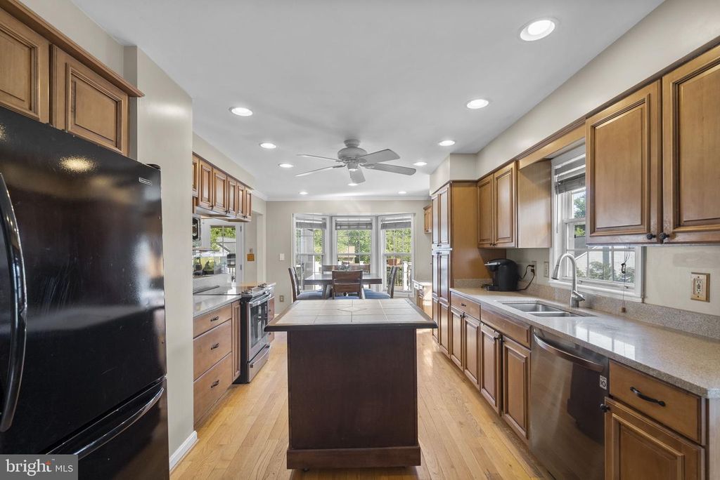Image 13 of property listing at 11645 SUN CIRCLE WAY, Columbia, MD 21044