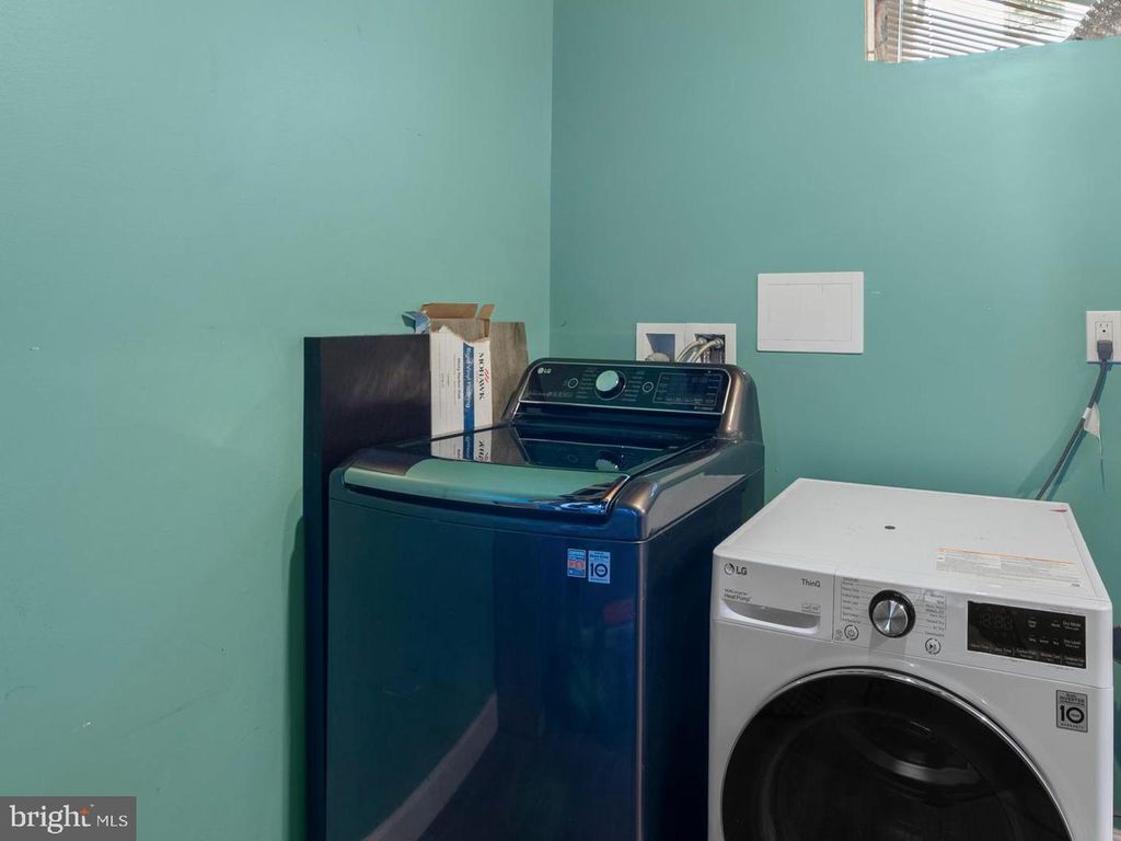 Image 38 of property listing at 11645 SUN CIRCLE WAY, Columbia, MD 21044