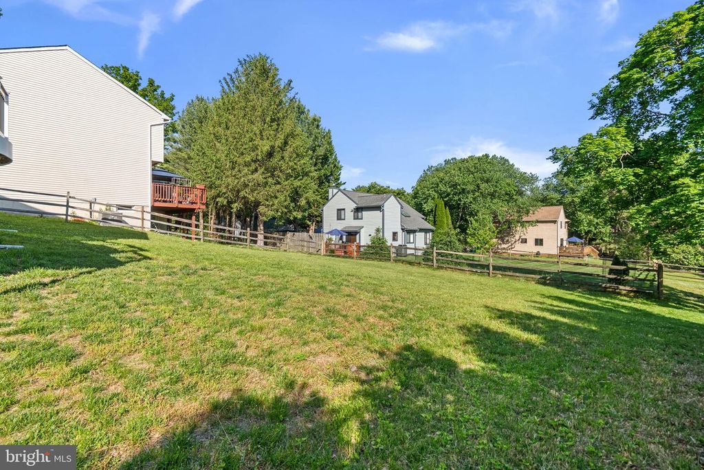 Image 41 of property listing at 11645 SUN CIRCLE WAY, Columbia, MD 21044