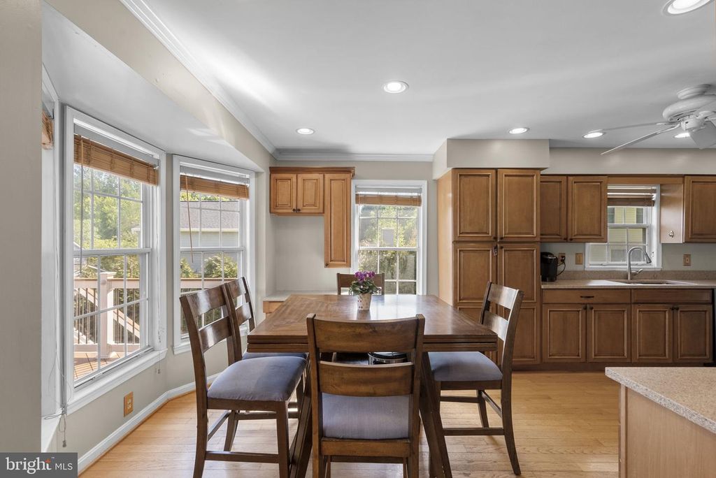 Image 8 of property listing at 11645 SUN CIRCLE WAY, Columbia, MD 21044
