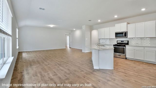 1715 Garnet Spring, San Antonio, TX 78245