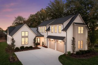 2925 Torrence Trail, Spring Hill, TN 37174