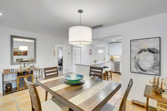 772 NANTUCKET Circle B, Lake Worth, FL 33467