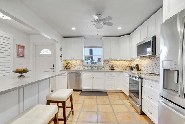 772 NANTUCKET Circle B, Lake Worth, FL 33467